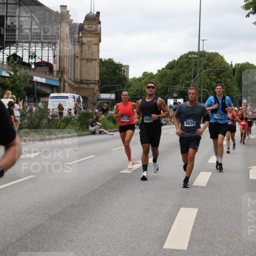 29.06.2025 - hella hamburg halbmarathon Yannick Fuchs http://msf.ph/oto/8459390 29.06.2025 10:56:34 20KM 1006, 1114, 1194, 1212, 1264, 1377, 1432, 1568, 1573, 1674, 1726, 1851, 3001, 3740, 4511, 6311, 6602, 6752, 7869, 8045, 8624, 8730, 10214, 10519, 11180, 12008, 12156, 12286, 13498, 14348, 14368, 14456, 16654, 16688, 16808, 17096, 17136, 17142, 17383, 18382, 18530, 19023 meine-sportfotos.de