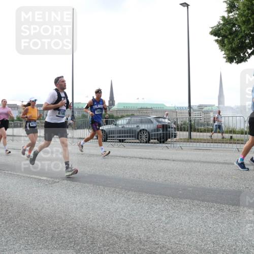 29.06.2025 - hella hamburg halbmarathon Lena Gebhardt http://msf.ph/oto/8459596 29.06.2025 10:31:47 Lombardsbrücke 82, 9478, 9078, 10421, 6160, 18629, 1045, 1235, 1311, 1373, 1844, 1879, 2384, 2672, 2831, 2832, 3221, 3239, 3358, 3396, 3397, 3424, 3571, 3681, 3751, 3752, 4877, 4953, 5156, 5165, 5601, 5846, 5965, 6078, 6160, 6546, 6573, 6640, 6718, 6727, 7295, 7334, 7344, 7695, 7772, 7789, 7816, 7898, 8304, 8538, 8620, 8806, 9078, 9104, 9183, 9478, 9812, 9883, 10240, 10586, 11587, 13724, 15725, 16978, 17404, 17517, 17706 meine-sportfotos.de