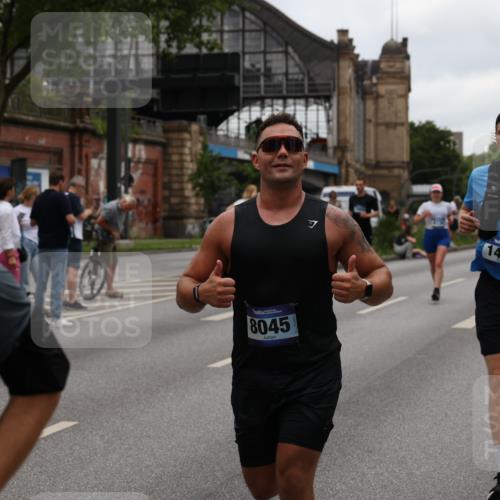 29.06.2025 - hella hamburg halbmarathon Yannick Fuchs http://msf.ph/oto/8460051 29.06.2025 10:56:37 20KM 1114, 1194, 1212, 1264, 1377, 1432, 1531, 1573, 1674, 1726, 1851, 2447, 2911, 3001, 3740, 4511, 6311, 6602, 6752, 7869, 8045, 8068, 8624, 8730, 11180, 12008, 12156, 12286, 13498, 14348, 14368, 14677, 16654, 16688, 17096, 17119, 17136, 17142, 18382, 18530, 19023 meine-sportfotos.de