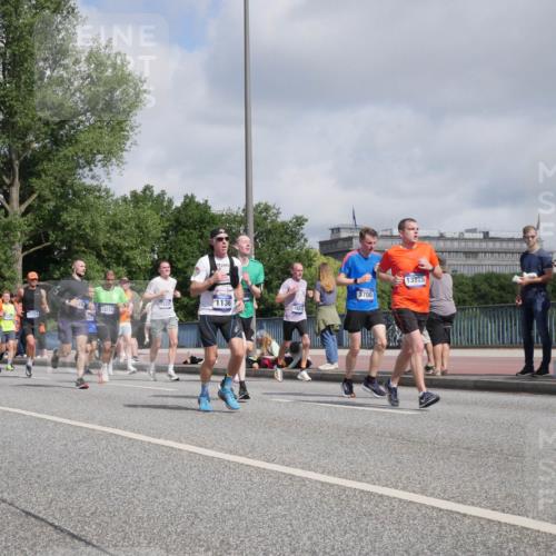 29.06.2025 - hella hamburg halbmarathon Luisa Fischer http://msf.ph/oto/8460204 29.06.2025 09:53:55 Kennedybrücke 1136, 14201, 372, 14210, 18970, 036941, 17724, 3700, 13525, 1136, 1912, 1941, 2972, 3523, 3700, 4759, 4843, 5375, 9262, 9380 meine-sportfotos.de