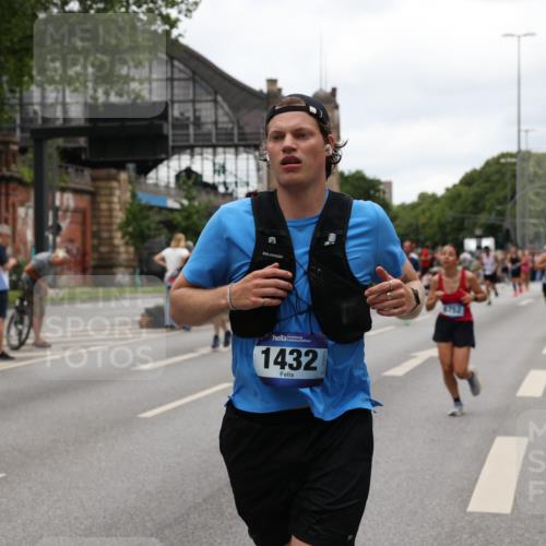 29.06.2025 - hella hamburg halbmarathon Yannick Fuchs http://msf.ph/oto/8460229 29.06.2025 10:56:38 20KM 1114, 1194, 1212, 1264, 1377, 1432, 1531, 1573, 1674, 1851, 2447, 2911, 3001, 3740, 4511, 6311, 6602, 6752, 7869, 8045, 8068, 8624, 8730, 11180, 12008, 12156, 12286, 13498, 13874, 14348, 14368, 14677, 16654, 16688, 17096, 17119, 17136, 17142, 18382, 18530, 19023 meine-sportfotos.de