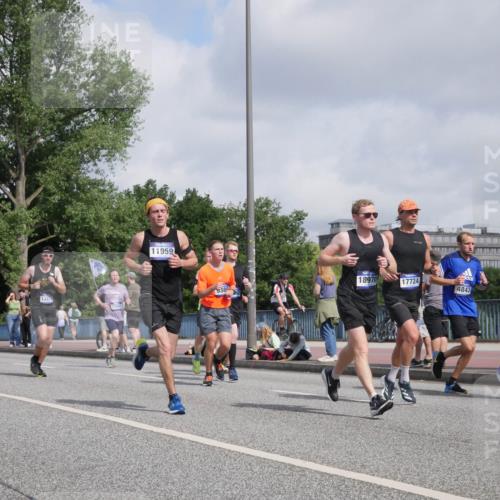 29.06.2025 - hella hamburg halbmarathon Luisa Fischer http://msf.ph/oto/8460328 29.06.2025 09:53:58 Kennedybrücke 13479, 17492, 11959, 18970, 17724, 9380, 4843, 5375, 1136, 1941, 2972, 3523, 3700, 4759, 4843, 5375, 5410, 8871, 9380 meine-sportfotos.de