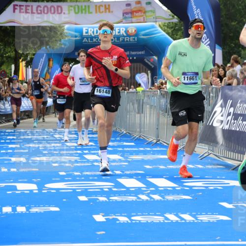 29.06.2025 - hella hamburg halbmarathon Strokosch-Dieckow http://msf.ph/oto/8460482 29.06.2025 10:34:33 Ziel 1644, 6169, 6305, 6878, 7534, 8395, 11230, 11661, 13618, 14289, 15887, 16148, 18026 meine-sportfotos.de