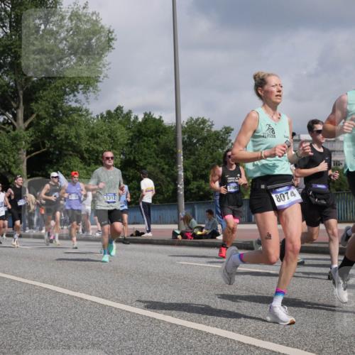 29.06.2025 - hella hamburg halbmarathon Luisa Fischer http://msf.ph/oto/8460819 29.06.2025 09:54:29 Kennedybrücke 17733, 15185, 1312, 5987, 8074, 5014, 1312, 1353, 1569, 1763, 2880, 3437, 3697, 5014, 5129, 5987, 6770, 8074, 8359, 8900, 9358, 9659 meine-sportfotos.de