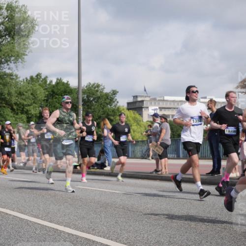 29.06.2025 - hella hamburg halbmarathon Luisa Fischer http://msf.ph/oto/8460894 29.06.2025 09:54:34 Kennedybrücke 13763, 160, 14600, 10978, 1830, 1353, 18356, 17016, 1312, 1353, 1569, 1763, 3697, 5047, 5690, 5987, 6700, 9547, 9659 meine-sportfotos.de