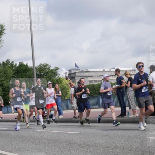 29.06.2025 - hella hamburg halbmarathon Luisa Fischer http://msf.ph/oto/8461105 29.06.2025 09:54:42 Kennedybrücke 009, 3618, 16547, 12772, 154, 15270, 9547, 6700, 12438, 18878, 1569, 3618, 4565, 5047, 5231, 5690, 6700, 7185, 8564, 9547 meine-sportfotos.de
