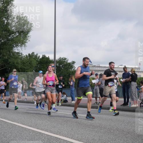 29.06.2025 - hella hamburg halbmarathon Luisa Fischer http://msf.ph/oto/8461309 29.06.2025 09:54:51 Kennedybrücke 17926, 15233, 7710, 1057, 159, 14462, 4871, 1057, 1604, 3305, 4565, 4871, 5336, 6373, 6711, 7185, 7710, 8564, 9444, 10493, 10691 meine-sportfotos.de