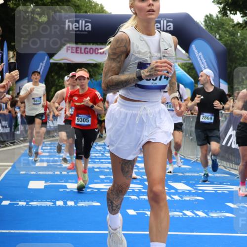 29.06.2025 - hella hamburg halbmarathon Strokosch-Dieckow http://msf.ph/oto/8461321 29.06.2025 10:47:26 Ziel 51, 1012, 1070, 1592, 1696, 2274, 2284, 2839, 2864, 2869, 2953, 3304, 5024, 5532, 5650, 5889, 8023, 8234, 8693, 8852, 8927, 9305, 10423, 11021, 11077, 11491, 11518, 12870, 13223, 13303, 13782, 14722, 15350, 15479, 15611, 15923, 16089, 16819, 17846, 17905, 18758, 18974 meine-sportfotos.de