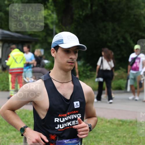 29.06.2025 - hella hamburg halbmarathon Yannick Fuchs http://msf.ph/oto/8461468 29.06.2025 10:56:48 20KM 1114, 1194, 1212, 1420, 1427, 1432, 1531, 1674, 1851, 2447, 2582, 2683, 2911, 3001, 3625, 3740, 4389, 4511, 6311, 6602, 6752, 6966, 7453, 7869, 8045, 8068, 8730, 9306, 11180, 11310, 12004, 12008, 12286, 12571, 12836, 12978, 13739, 13874, 13939, 14348, 14677, 14917, 16654, 16688, 17096, 17119, 17142, 17818, 18382, 18530 meine-sportfotos.de