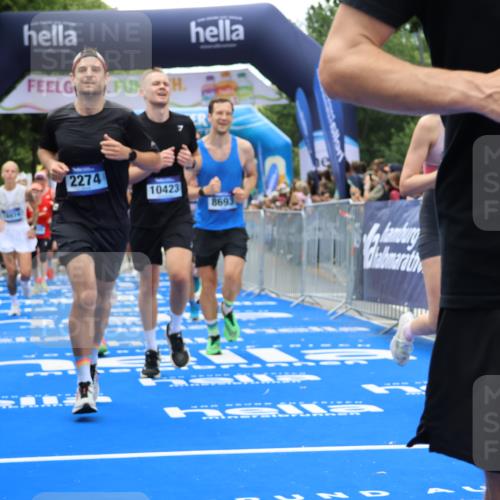 29.06.2025 - hella hamburg halbmarathon Strokosch-Dieckow http://msf.ph/oto/8461517 29.06.2025 10:47:22 Ziel 51, 1012, 1592, 2274, 2839, 2864, 2869, 2953, 3304, 5024, 5532, 5650, 6134, 6168, 6203, 8693, 8852, 9305, 10423, 11021, 11077, 11491, 11518, 13672, 13782, 14722, 15350, 15611, 15923, 16089, 16286, 16819, 17846, 17905, 18758, 18856, 18974 meine-sportfotos.de