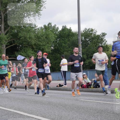 29.06.2025 - hella hamburg halbmarathon Luisa Fischer http://msf.ph/oto/8461642 29.06.2025 09:54:59 Kennedybrücke 12372, 501, 12365, 491, 1530, 6373, 1495, 16592, 11679, 885, 13269, 1139, 1169, 1512, 1604, 3305, 4915, 5007, 5011, 6373, 6711, 8852, 9444, 10493, 10741 meine-sportfotos.de