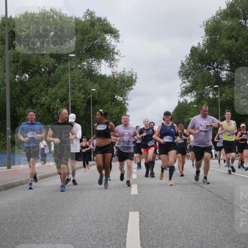29.06.2025 - hella hamburg halbmarathon Luisa Fischer http://msf.ph/oto/8461802 29.06.2025 10:39:24 Kennedybrücke 16464, 12165, 4798, 9117, 324, 17935, 183, 12, 1036, 1102, 1183, 1284, 3243, 3990, 4902, 4937, 5240, 6896, 7927, 10336, 10341 meine-sportfotos.de