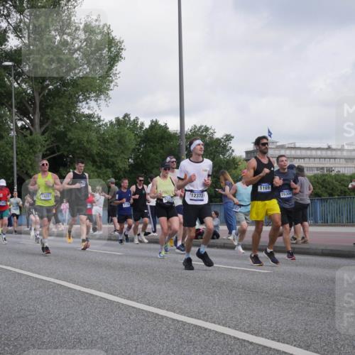 29.06.2025 - hella hamburg halbmarathon Luisa Fischer http://msf.ph/oto/8461812 29.06.2025 09:55:03 Kennedybrücke 15813, 14257, 13614, 12372, 5011, 3775, 1139, 1169, 15309, 16338, 1139, 1169, 1512, 1604, 3305, 4915, 5007, 5011, 7961, 8852, 10741 meine-sportfotos.de