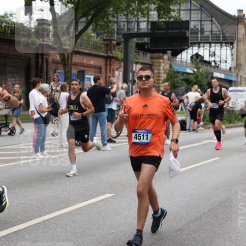 29.06.2025 - hella hamburg halbmarathon Yannick Fuchs http://msf.ph/oto/8462005 29.06.2025 10:56:50 20KM 1114, 1126, 1194, 1212, 1420, 1427, 1531, 1674, 1851, 2447, 2582, 2683, 2911, 3001, 3182, 3248, 3625, 3740, 4389, 4511, 5763, 6311, 6602, 6752, 6966, 7453, 7869, 8068, 8176, 8721, 8730, 9306, 11180, 11310, 12004, 12008, 12286, 12571, 12836, 12978, 13739, 13874, 13939, 14348, 14677, 14917, 16688, 17096, 17119, 17142, 17818, 18382, 18530 meine-sportfotos.de