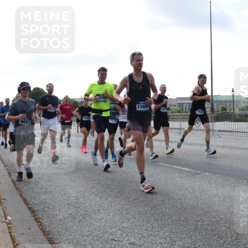 29.06.2025 - hella hamburg halbmarathon Lena Gebhardt http://msf.ph/oto/8462162 29.06.2025 09:54:55 Lombardsbrücke 9661, 147, 4832, 6389, 15350, 15684, 6991, 17544, 1200, 1549, 1817, 1942, 2222, 2367, 2442, 2470, 2561, 2592, 2596, 2670, 2816, 2889, 2955, 3208, 3209, 3258, 3562, 4017, 4121, 4816, 4832, 5399, 5447, 5638, 5705, 5706, 5884, 6027, 6266, 6290, 6389, 6723, 6819, 6923, 6978, 6991, 7087, 7274, 7335, 7659, 7709, 7908, 8117, 8142, 8371, 8374, 8437, 8482, 8487, 8657, 8693, 8889, 8916, 8981, 9031, 9038, 9051, 9093, 9159, 9476, 9661, 9710, 9869, 9924, 9931, 10057, 10237, 11333 meine-sportfotos.de