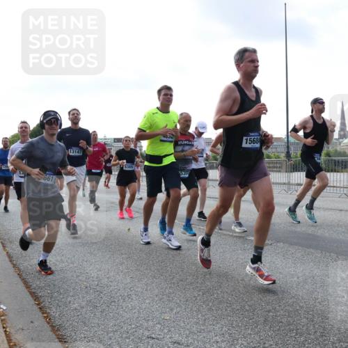29.06.2025 - hella hamburg halbmarathon Lena Gebhardt http://msf.ph/oto/8462248 29.06.2025 09:54:55 Lombardsbrücke 661, 13147, 72, 6389, 4032, 15684, 5350, 1200, 1549, 1817, 1942, 2222, 2367, 2442, 2470, 2561, 2592, 2596, 2670, 2816, 2889, 2955, 3208, 3209, 3258, 3562, 4017, 4121, 4816, 4832, 5399, 5447, 5638, 5705, 5706, 5884, 6027, 6266, 6290, 6389, 6723, 6819, 6923, 6978, 6991, 7087, 7274, 7335, 7659, 7709, 7908, 8117, 8142, 8371, 8374, 8437, 8482, 8487, 8657, 8693, 8889, 8916, 8981, 9031, 9038, 9051, 9093, 9159, 9476, 9661, 9710, 9869, 9924, 9931, 10057, 10237, 11333 meine-sportfotos.de