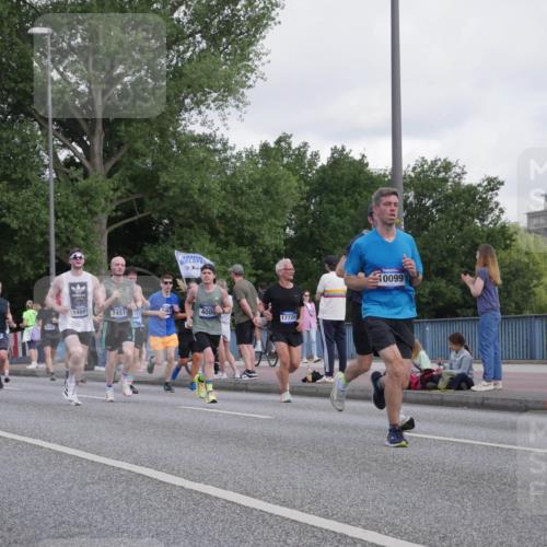29.06.2025 - hella hamburg halbmarathon Luisa Fischer http://msf.ph/oto/8462348 29.06.2025 09:55:15 Kennedybrücke 19, 10099, 7865, 1220, 1415, 2233, 3109, 3124, 4080, 4691, 5477, 7067, 7191, 7432, 7451, 7865, 7961, 8467, 10099, 10251, 10796 meine-sportfotos.de
