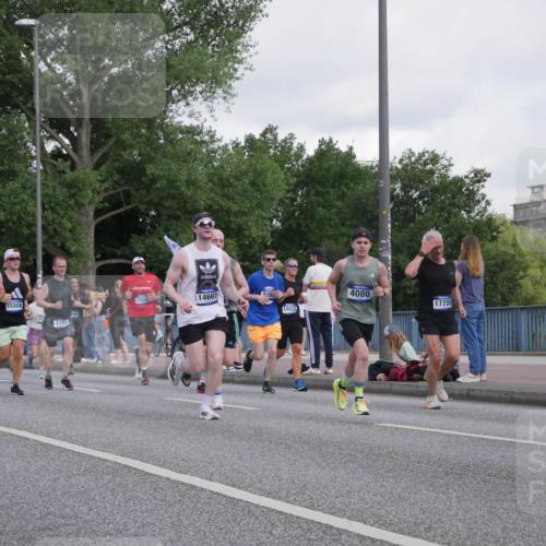 29.06.2025 - hella hamburg halbmarathon Luisa Fischer http://msf.ph/oto/8462392 29.06.2025 09:55:16 Kennedybrücke 7067, 15808, 31, 2233, 14661, 7191, 18637, 4080, 17720, 1220, 1415, 2233, 3109, 3124, 4080, 4497, 4691, 5477, 7067, 7191, 7432, 7451, 7865, 8467, 10099, 10251, 10796 meine-sportfotos.de