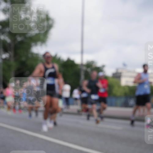 29.06.2025 - hella hamburg halbmarathon Luisa Fischer http://msf.ph/oto/8462532 29.06.2025 09:55:20 Kennedybrücke 1415, 1468, 2233, 3109, 3124, 4080, 4497, 4691, 5476, 5477, 7067, 7191, 7451, 7865, 8467, 10796 meine-sportfotos.de