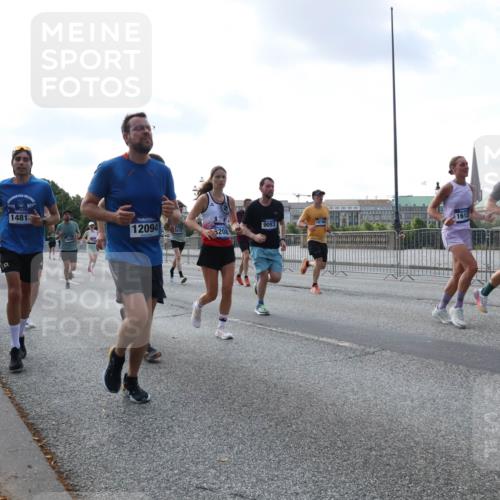 29.06.2025 - hella hamburg halbmarathon Lena Gebhardt http://msf.ph/oto/8462870 29.06.2025 09:54:58 Lombardsbrücke 16403, 1481, 12094, 9093, 18190, 1612, 3208, 1200, 1549, 1817, 1942, 2222, 2367, 2442, 2470, 2561, 2592, 2596, 2670, 2816, 2955, 3208, 3209, 3258, 4017, 4121, 4816, 4832, 5399, 5447, 5638, 5705, 5706, 5884, 6027, 6266, 6290, 6389, 6723, 6819, 6923, 6938, 6978, 6991, 7087, 7274, 7335, 7659, 7908, 8117, 8142, 8371, 8374, 8437, 8482, 8487, 8657, 8693, 8889, 8916, 8981, 9031, 9038, 9051, 9093, 9159, 9476, 9661, 9710, 9869, 9924, 9931, 10057, 11333 meine-sportfotos.de