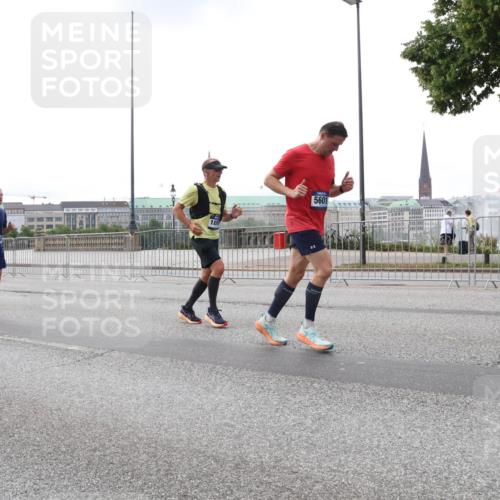 29.06.2025 - hella hamburg halbmarathon Lena Gebhardt http://msf.ph/oto/8462892 29.06.2025 10:32:07 Lombardsbrücke 18931, 18838, 5601, 1235, 1311, 1373, 1879, 1987, 2349, 2384, 2672, 2831, 2832, 2943, 3022, 3221, 3239, 3358, 3365, 3396, 3397, 3424, 3571, 3681, 3707, 3751, 3752, 3778, 3822, 4314, 4365, 4605, 4857, 4877, 4924, 5156, 5496, 5601, 5658, 5743, 5965, 6160, 6218, 6252, 6718, 6727, 7135, 7239, 7295, 7334, 7344, 7535, 7570, 7695, 7789, 7816, 7898, 8124, 8127, 8175, 8304, 8538, 8620, 8787, 8806, 8914, 8993, 9078, 9104, 9125, 9206, 9478, 9812, 9883 meine-sportfotos.de