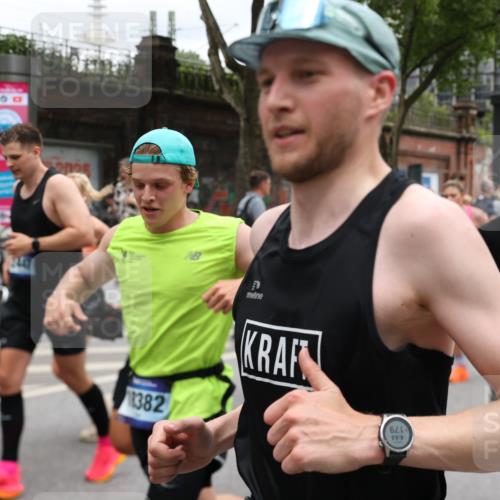 29.06.2025 - hella hamburg halbmarathon Yannick Fuchs http://msf.ph/oto/8462916 29.06.2025 10:56:55 20KM 1114, 1126, 1194, 1212, 1420, 1427, 1531, 1674, 1851, 1881, 2447, 2582, 2683, 2911, 3001, 3182, 3248, 3625, 3740, 4389, 4511, 4538, 5058, 5653, 5708, 5763, 6142, 6311, 6602, 6966, 7453, 8068, 8176, 8721, 9306, 9554, 11310, 12004, 12008, 12286, 12571, 12836, 12978, 13739, 13874, 13939, 14348, 14677, 14917, 16420, 16540, 17045, 17096, 17119, 17142, 17818, 18359, 18382, 18530, 18999, 19241 meine-sportfotos.de