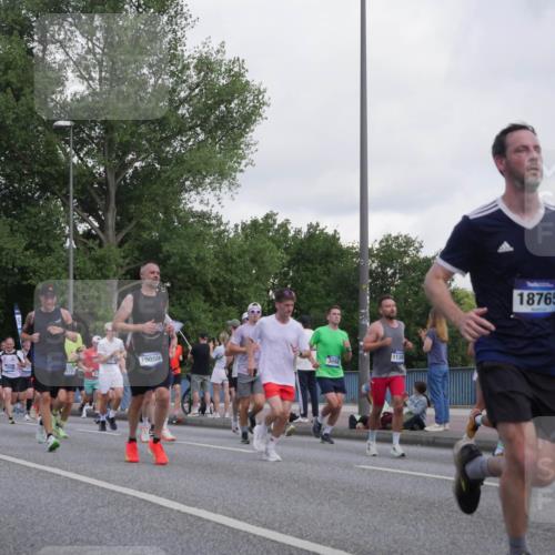 29.06.2025 - hella hamburg halbmarathon Luisa Fischer http://msf.ph/oto/8463022 29.06.2025 09:55:31 Kennedybrücke 10000, 3098, 0414, 070, 1134, 18765, 810, 1012, 1070, 1468, 1613, 1782, 2189, 3021, 3098, 3917, 3928, 4277, 4933, 4981, 5476, 5682, 6152, 6716, 7005, 7093, 7325, 7599, 7843, 8145, 8664, 8694, 8722, 9081, 9213, 9538, 9540, 10000, 10750 meine-sportfotos.de