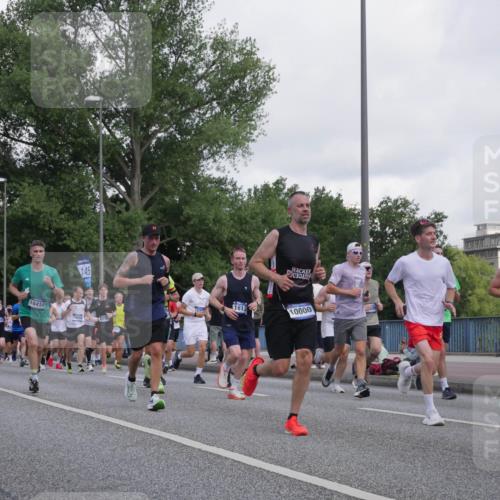 29.06.2025 - hella hamburg halbmarathon Luisa Fischer http://msf.ph/oto/8463071 29.06.2025 09:55:31 Kennedybrücke 4981, 1, 45, 16414, 6716, 1613, 10000, 1134, 1012, 1070, 1468, 1613, 1782, 2189, 3021, 3098, 3917, 3928, 4277, 4933, 4981, 5476, 5682, 6152, 6716, 7005, 7093, 7325, 7599, 7843, 8145, 8664, 8694, 8722, 9081, 9213, 9538, 9540, 10000, 10750 meine-sportfotos.de