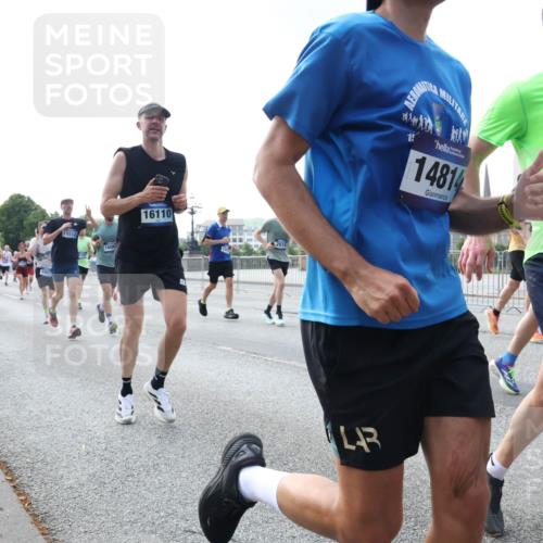 29.06.2025 - hella hamburg halbmarathon Lena Gebhardt http://msf.ph/oto/8463313 29.06.2025 09:54:59 Lombardsbrücke 16403, 692, 15512, 1600, 16110, 2816, 15, 14814, 3209, 1200, 1549, 1817, 1942, 2222, 2274, 2367, 2442, 2470, 2561, 2592, 2596, 2670, 2816, 2955, 3208, 3209, 3258, 4121, 4816, 4832, 5399, 5447, 5638, 5705, 5706, 5884, 6027, 6290, 6389, 6723, 6819, 6923, 6938, 6978, 6991, 7087, 7274, 7335, 7659, 7908, 8117, 8142, 8371, 8374, 8437, 8482, 8487, 8657, 8693, 8889, 8916, 8981, 9031, 9038, 9051, 9093, 9159, 9476, 9661, 9710, 9869, 9924, 9931, 11333 meine-sportfotos.de