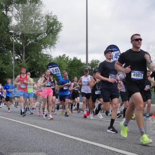 29.06.2025 - hella hamburg halbmarathon Luisa Fischer http://msf.ph/oto/8463317 29.06.2025 09:55:37 Kennedybrücke 1340, 1, 45, 12783, 9213, 3021, 8887, 14690, 18437, 3902, 1600, 3917, 15133, 1, 45, 8664, 4981, 2189, 928, 1012, 1070, 1613, 1735, 1782, 2048, 2189, 2590, 2970, 3021, 3304, 3907, 3917, 3928, 4277, 4933, 4981, 5623, 5682, 6152, 6716, 7005, 7093, 7599, 8145, 8664, 8694, 8704, 8722, 9213, 9232, 9374, 9538, 9540, 10208, 10246, 10313, 10750 meine-sportfotos.de