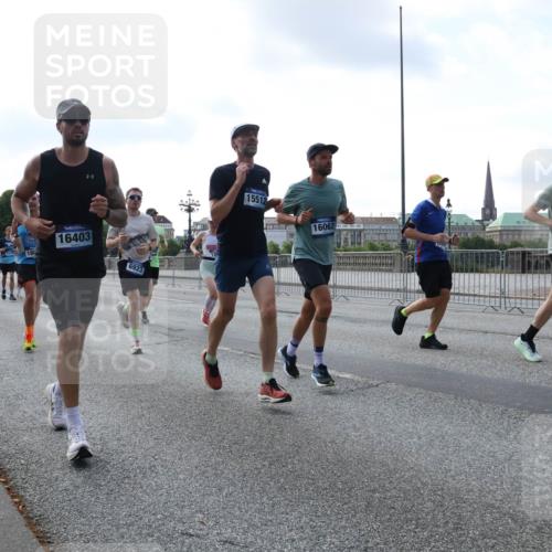 29.06.2025 - hella hamburg halbmarathon Lena Gebhardt http://msf.ph/oto/8463535 29.06.2025 09:55:00 Lombardsbrücke 16403, 6923, 15512, 16062, 1200, 1817, 1942, 2222, 2274, 2367, 2442, 2470, 2561, 2592, 2596, 2670, 2816, 2955, 3208, 3209, 3258, 4121, 4832, 5399, 5447, 5638, 5705, 5706, 5884, 6027, 6290, 6389, 6723, 6819, 6923, 6938, 6978, 6991, 7087, 7274, 7335, 7659, 7908, 8117, 8142, 8371, 8374, 8437, 8482, 8487, 8657, 8693, 8889, 8916, 8981, 9031, 9038, 9051, 9093, 9159, 9476, 9661, 9710, 9869, 9924, 9931, 11333 meine-sportfotos.de