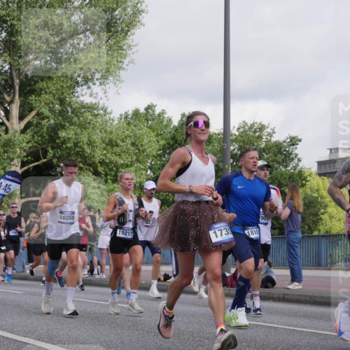 29.06.2025 - hella hamburg halbmarathon Luisa Fischer http://msf.ph/oto/8463566 29.06.2025 09:55:42 Kennedybrücke 623, 0246, 19207, 1, 45, 10208, 10211, 173, 1810, 00, 3907, 1012, 1163, 1176, 1391, 1735, 2048, 2189, 2213, 2590, 2788, 2970, 3021, 3304, 3907, 4277, 4933, 4997, 5623, 5624, 5682, 6712, 7204, 7765, 8063, 8145, 8704, 8722, 9213, 9232, 9374, 9534, 9538, 9585, 10208, 10246, 10313 meine-sportfotos.de
