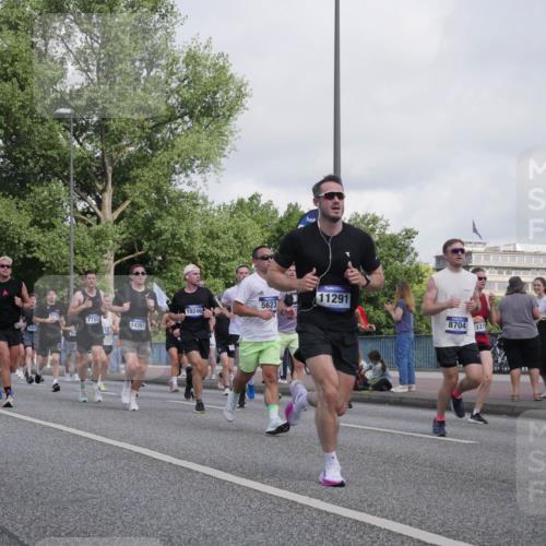 29.06.2025 - hella hamburg halbmarathon Luisa Fischer http://msf.ph/oto/8463643 29.06.2025 09:55:45 Kennedybrücke 5623, 10246, 7765, 16720, 14351, 11291, 8704, 1215, 1163, 1176, 1391, 1735, 2048, 2213, 2590, 2788, 2970, 3304, 3907, 4997, 5623, 5624, 6712, 7147, 7204, 7322, 7765, 8063, 8704, 8819, 9232, 9374, 9534, 9585, 10208, 10246, 10313 meine-sportfotos.de
