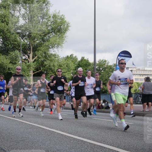 29.06.2025 - hella hamburg halbmarathon Luisa Fischer http://msf.ph/oto/8463670 29.06.2025 09:55:46 Kennedybrücke 17259, 9585, 720, 14351, 6712, 7765, 17835, 10246, 11648, 16997, 5623, 1163, 1176, 1391, 1558, 2048, 2213, 2590, 2788, 4997, 5623, 5624, 6712, 7147, 7204, 7322, 7450, 7765, 8063, 8704, 8819, 9232, 9374, 9534, 9585, 10208, 10246, 10313 meine-sportfotos.de
