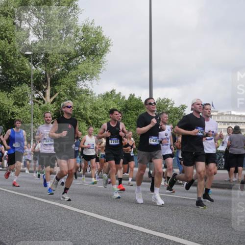 29.06.2025 - hella hamburg halbmarathon Luisa Fischer http://msf.ph/oto/8463699 29.06.2025 09:55:47 Kennedybrücke 38, 17259, 9585, 16720, 18476, 14351, 7765, 76, 063, 246, 221, 1, 45, 19207, 1163, 1176, 1391, 1558, 2213, 2788, 4997, 5623, 5624, 6712, 7147, 7204, 7322, 7450, 7765, 8063, 8704, 8819, 9232, 9374, 9534, 9585, 10208, 10246 meine-sportfotos.de