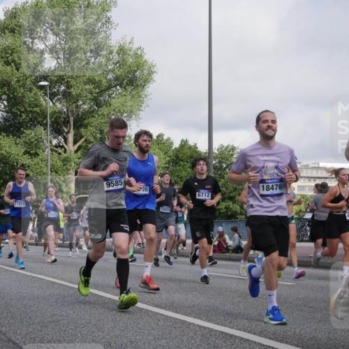 29.06.2025 - hella hamburg halbmarathon Luisa Fischer http://msf.ph/oto/8463738 29.06.2025 09:55:49 Kennedybrücke 7819, 094, 9585, 20, 17259, 7204, 12035, 6712, 18476, 1163, 1176, 1391, 1558, 2213, 2788, 3146, 4997, 5623, 5624, 6712, 7147, 7204, 7322, 7450, 7765, 8063, 8704, 8819, 9534, 9585, 9794, 10246 meine-sportfotos.de