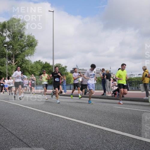 29.06.2025 - hella hamburg halbmarathon Luisa Fischer http://msf.ph/oto/8463859 29.06.2025 09:55:56 Kennedybrücke 1427, 1558, 17190, 322, 1558, 1759, 2234, 2365, 2402, 2623, 3146, 4091, 4310, 4553, 5022, 5692, 6081, 6375, 7147, 7322, 7450, 8819, 9544, 9794 meine-sportfotos.de