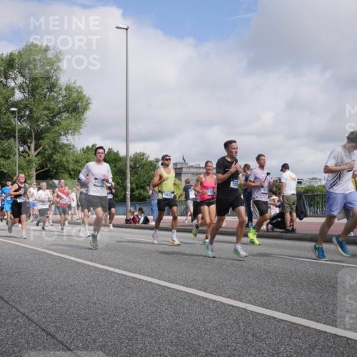 29.06.2025 - hella hamburg halbmarathon Luisa Fischer http://msf.ph/oto/8463888 29.06.2025 09:55:57 Kennedybrücke 9794, 155, 1427, 1610, 7456, 18631, 1558, 1759, 2234, 2365, 2402, 2623, 3146, 4091, 4310, 4553, 5022, 5692, 6081, 6375, 6460, 7322, 7450, 9303, 9305, 9544, 9794 meine-sportfotos.de