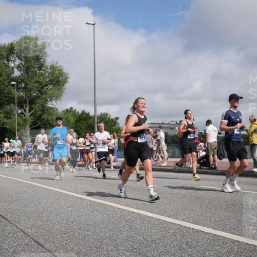 29.06.2025 - hella hamburg halbmarathon Luisa Fischer http://msf.ph/oto/8463942 29.06.2025 09:55:59 Kennedybrücke 3146, 9794, 13303, 13051, 590, 1888, 1558, 1759, 2234, 2365, 2402, 2623, 3146, 4091, 4310, 4553, 5022, 5692, 6081, 6203, 6375, 6460, 7450, 9303, 9305, 9544, 9794 meine-sportfotos.de