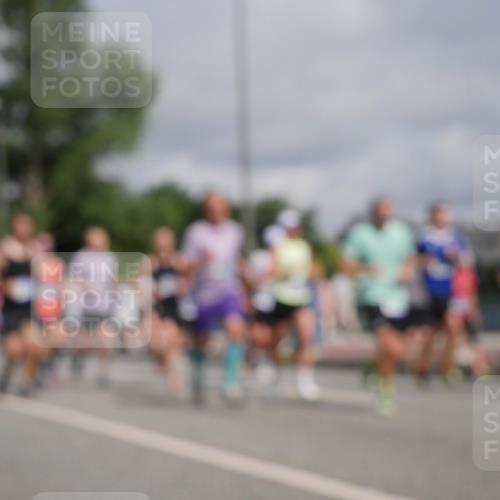 29.06.2025 - hella hamburg halbmarathon Luisa Fischer http://msf.ph/oto/8464076 29.06.2025 09:56:04 Kennedybrücke 1759, 2234, 2365, 2402, 2623, 3004, 3186, 4091, 4310, 4553, 5022, 5692, 6071, 6203, 6375, 6460, 7448, 9126, 9303, 9305, 9544 meine-sportfotos.de