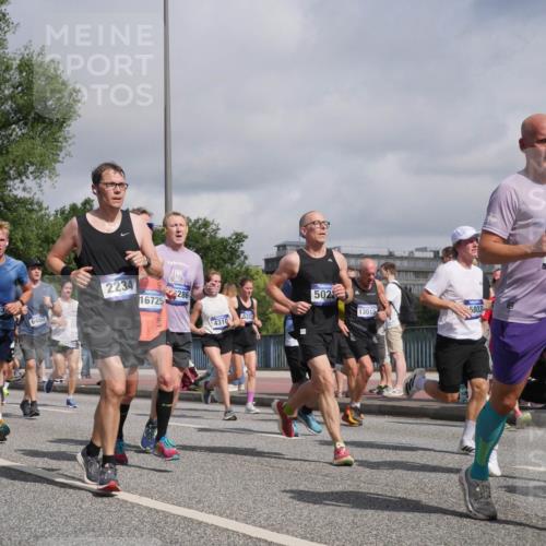 29.06.2025 - hella hamburg halbmarathon Luisa Fischer http://msf.ph/oto/8464119 29.06.2025 09:56:05 Kennedybrücke 9303, 16333, 6460, 2234, 16725, 286, 4310, 6203, 502, 13015, 5803, 5690, 2234, 2365, 2623, 3004, 3186, 4310, 4553, 5022, 5692, 6071, 6203, 6375, 6460, 6903, 7448, 9126, 9303, 9305, 9544 meine-sportfotos.de