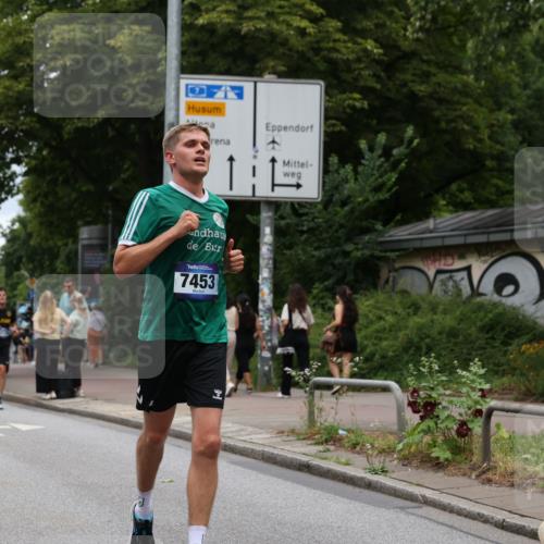 29.06.2025 - hella hamburg halbmarathon Yannick Fuchs http://msf.ph/oto/8464180 29.06.2025 10:57:01 20KM 1114, 1126, 1420, 1427, 1531, 1851, 1881, 2447, 2582, 2683, 2911, 3001, 3182, 3248, 3625, 4389, 4538, 4665, 5058, 5511, 5653, 5708, 5763, 6142, 6311, 6602, 6966, 7453, 8068, 8176, 8478, 8721, 9306, 9554, 9899, 11310, 11402, 12004, 12008, 12571, 12836, 12978, 13739, 13874, 13939, 14348, 14677, 14917, 16371, 16420, 16540, 17045, 17096, 17119, 17142, 17818, 17890, 18359, 18452, 18999, 19241 meine-sportfotos.de