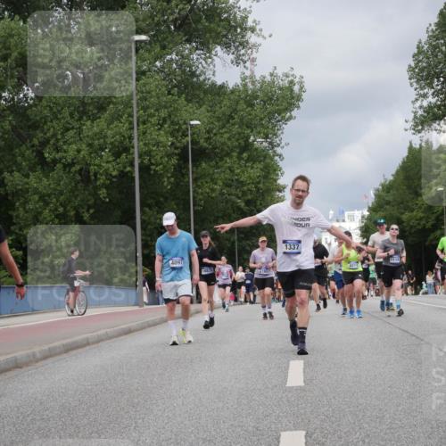 29.06.2025 - hella hamburg halbmarathon Luisa Fischer http://msf.ph/oto/8464420 29.06.2025 10:40:51 Kennedybrücke 4996, 1337, 4097, 16837, 6190, 8, 8811, 1118, 6955, 1337, 1799, 2016, 2031, 2853, 4762, 5522, 5523, 6955, 7124, 7321, 8499, 8811, 8843, 8985, 10836 meine-sportfotos.de