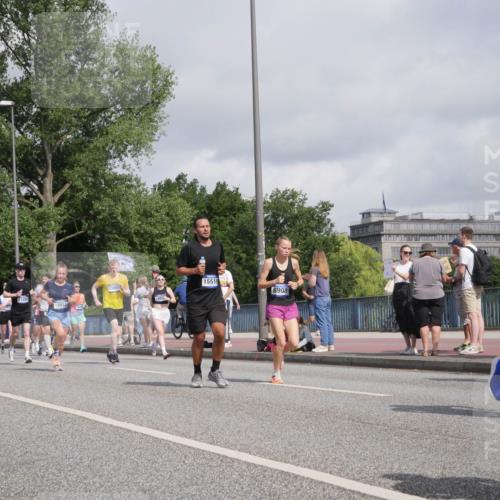 29.06.2025 - hella hamburg halbmarathon Luisa Fischer http://msf.ph/oto/8464437 29.06.2025 09:56:13 Kennedybrücke 11283, 15851, 13450, 1863, 15519, 6903, 9126, 2890, 3004, 3186, 6071, 6282, 6575, 6903, 7448, 7480, 7734, 9126, 9200, 9633 meine-sportfotos.de