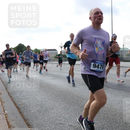 29.06.2025 - hella hamburg halbmarathon Lena Gebhardt http://msf.ph/oto/8464474 29.06.2025 09:55:05 Lombardsbrücke 136, 9869, 11333, 16085, 9476, 16089, 1200, 1683, 1696, 1817, 1942, 2207, 2222, 2274, 2287, 2367, 2411, 2592, 2596, 2816, 2955, 3208, 3209, 3258, 3435, 3747, 4093, 4121, 4189, 4832, 5102, 5399, 5447, 5638, 5705, 5884, 6027, 6158, 6290, 6389, 6662, 6723, 6836, 6923, 6938, 6978, 6991, 7052, 7335, 7659, 7908, 8117, 8371, 8437, 8482, 8487, 8657, 8693, 8889, 8916, 8981, 9031, 9038, 9051, 9093, 9159, 9476, 9661, 9710, 9869, 9924, 9931, 11333 meine-sportfotos.de
