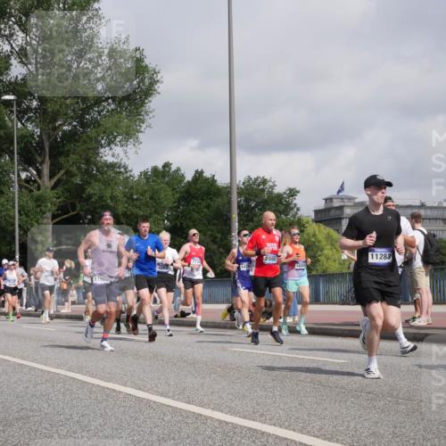 29.06.2025 - hella hamburg halbmarathon Luisa Fischer http://msf.ph/oto/8464570 29.06.2025 09:56:18 Kennedybrücke 9626, 2890, 7734, 16084, 1426, 6282, 11283, 2890, 2937, 3414, 4949, 5362, 5460, 6282, 6388, 6575, 6903, 7167, 7480, 7734, 9030, 9043, 9200, 9633, 9723, 9965 meine-sportfotos.de