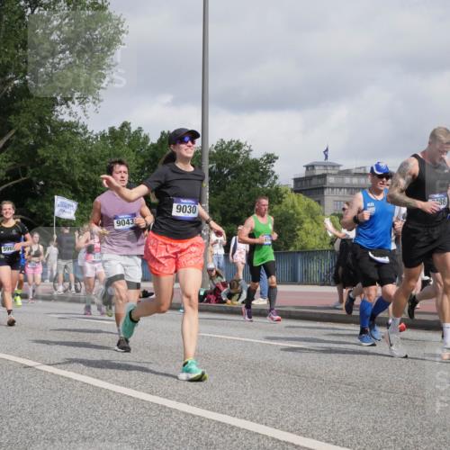 29.06.2025 - hella hamburg halbmarathon Luisa Fischer http://msf.ph/oto/8464695 29.06.2025 09:56:24 Kennedybrücke 18718, 9965, 19, 05, 9043, 9030, 536, 114, 98, 1466, 2270, 2937, 3414, 3852, 4235, 4247, 4949, 5115, 5362, 5460, 5532, 5650, 6282, 6388, 7167, 7385, 7480, 7734, 8023, 9030, 9043, 9200, 9723, 9965, 10792 meine-sportfotos.de