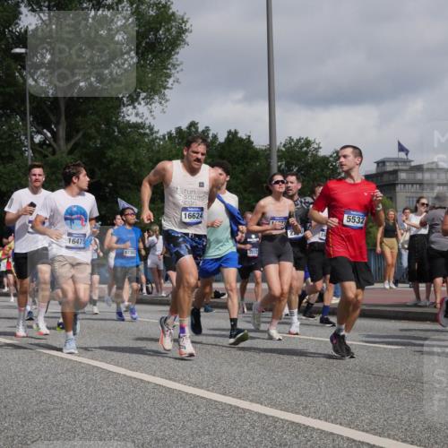 29.06.2025 - hella hamburg halbmarathon Luisa Fischer http://msf.ph/oto/8464864 29.06.2025 09:56:30 Kennedybrücke 16475, 17363, 16624, 3857, 177, 16, 5532, 50, 4235, 1466, 1902, 2270, 2516, 2937, 3414, 3852, 4140, 4235, 4247, 5115, 5362, 5528, 5532, 5650, 7385, 8023, 8269, 9965, 10792 meine-sportfotos.de