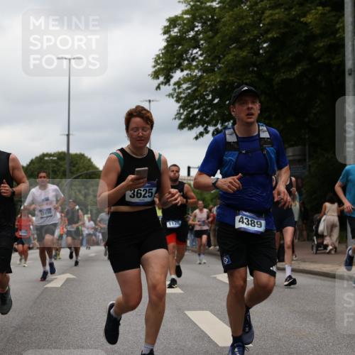 29.06.2025 - hella hamburg halbmarathon Yannick Fuchs http://msf.ph/oto/8464926 29.06.2025 10:57:06 20KM 1126, 1420, 1427, 1531, 1881, 2447, 2582, 2683, 2911, 3182, 3248, 3625, 4389, 4538, 4665, 5058, 5511, 5653, 5708, 5763, 6142, 6966, 7453, 8068, 8176, 8469, 8478, 8721, 9306, 9554, 9899, 11310, 11402, 12004, 12571, 12836, 12978, 13551, 13739, 13874, 13939, 14677, 14917, 15137, 16371, 16420, 16478, 16540, 17045, 17119, 17757, 17818, 17890, 18359, 18452, 18999, 19241 meine-sportfotos.de