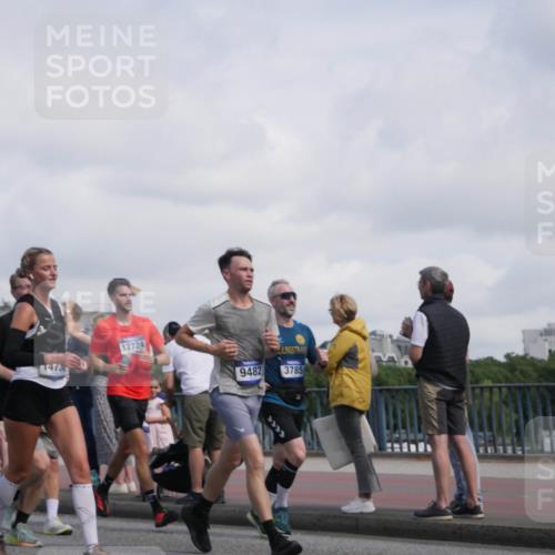 29.06.2025 - hella hamburg halbmarathon Luisa Fischer http://msf.ph/oto/8465350 29.06.2025 09:56:45 Kennedybrücke 12724, 9482, 3785, 1413, 1424, 1476, 1892, 2098, 2188, 2823, 3477, 3785, 4183, 4185, 4237, 6831, 8743, 8928, 9105, 9482, 9815 meine-sportfotos.de